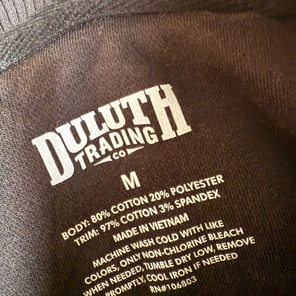 Men’s Duluth Souped Up Sweats Distressed Black Crewneck with Pocket size Medium - Picture 5 of 6